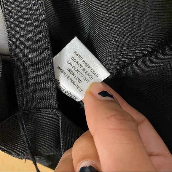 SUPERDOWN EMILIA CROP BANDAGE BRA TOP - Picture 4 of 8